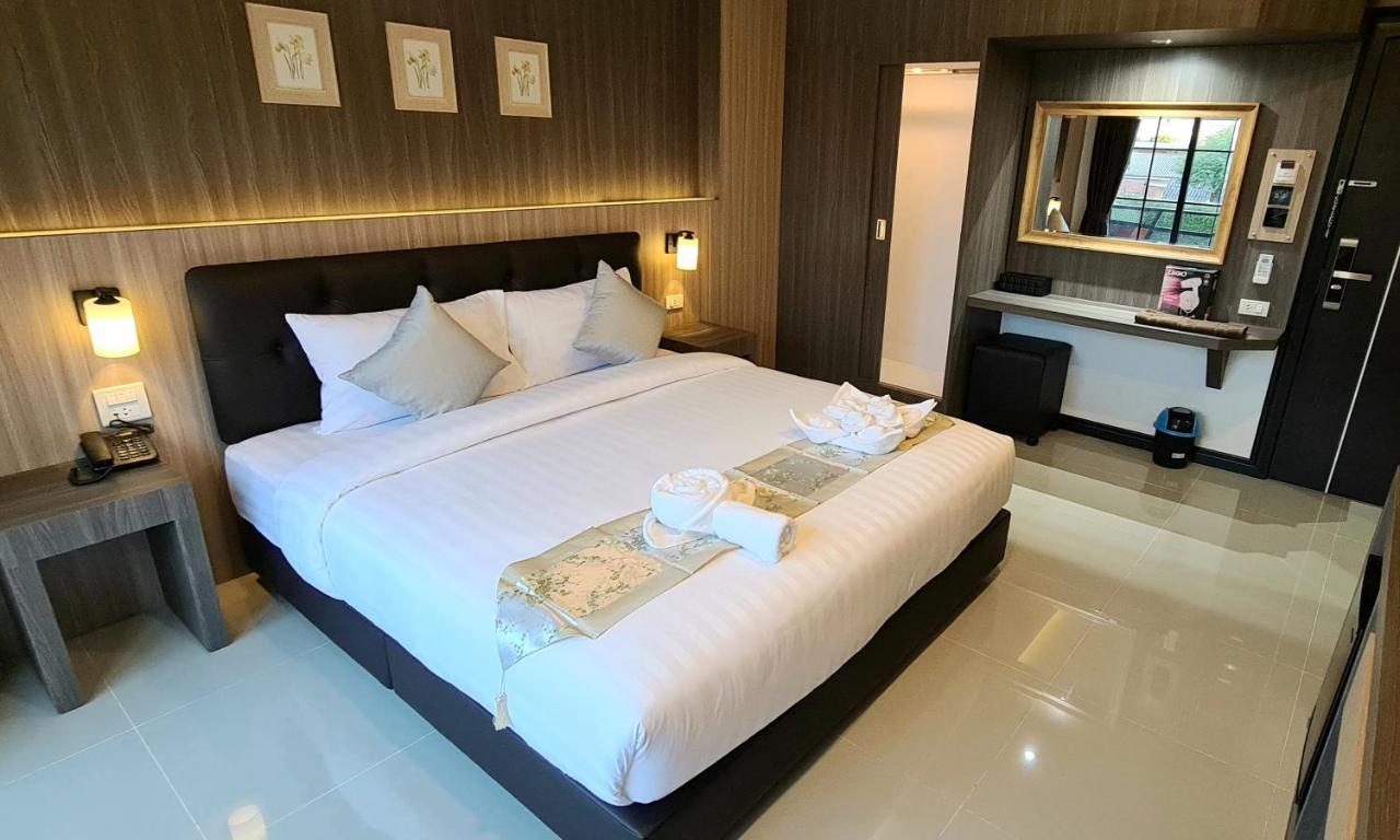 סקון נקהון The Room Boutique Hotel מראה חיצוני תמונה