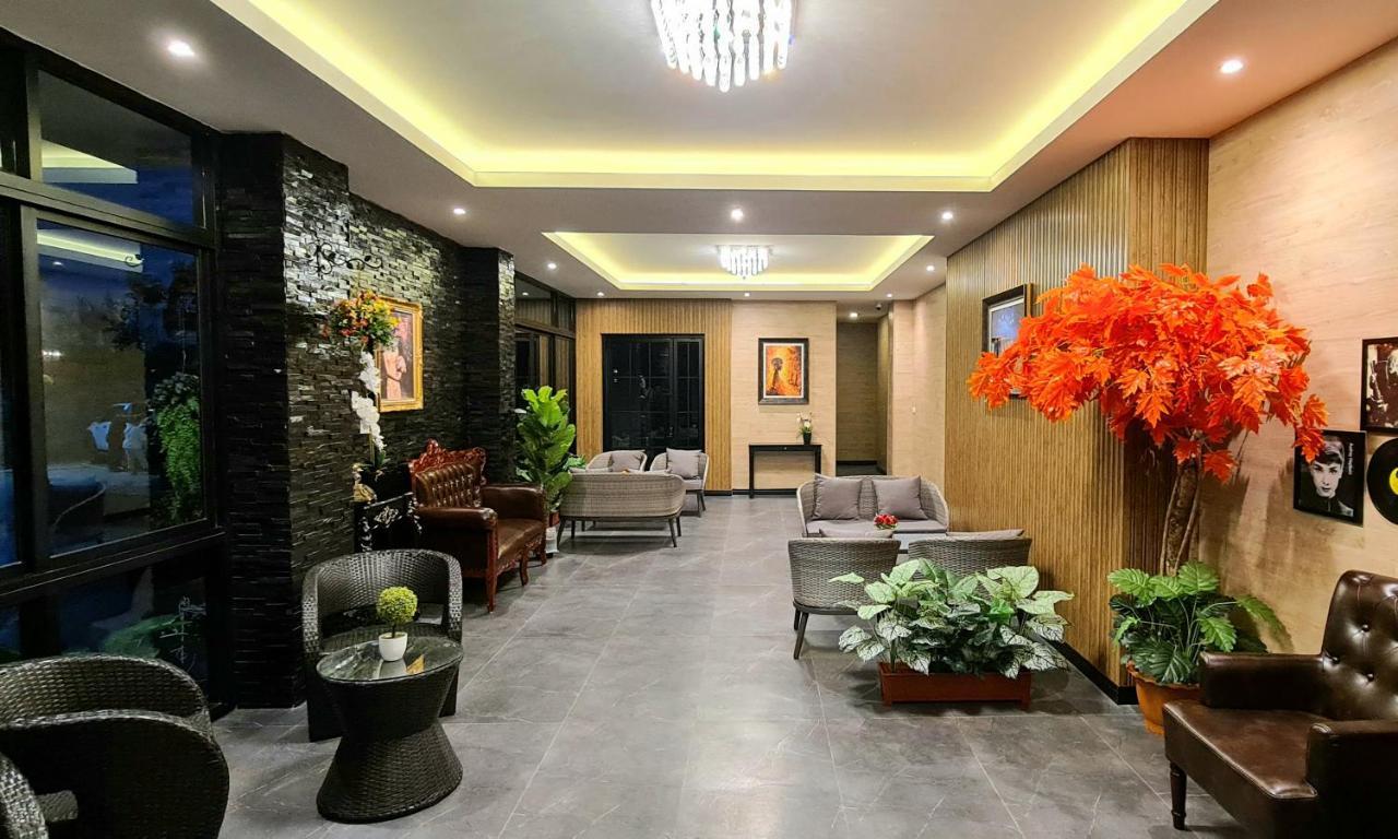 סקון נקהון The Room Boutique Hotel מראה חיצוני תמונה