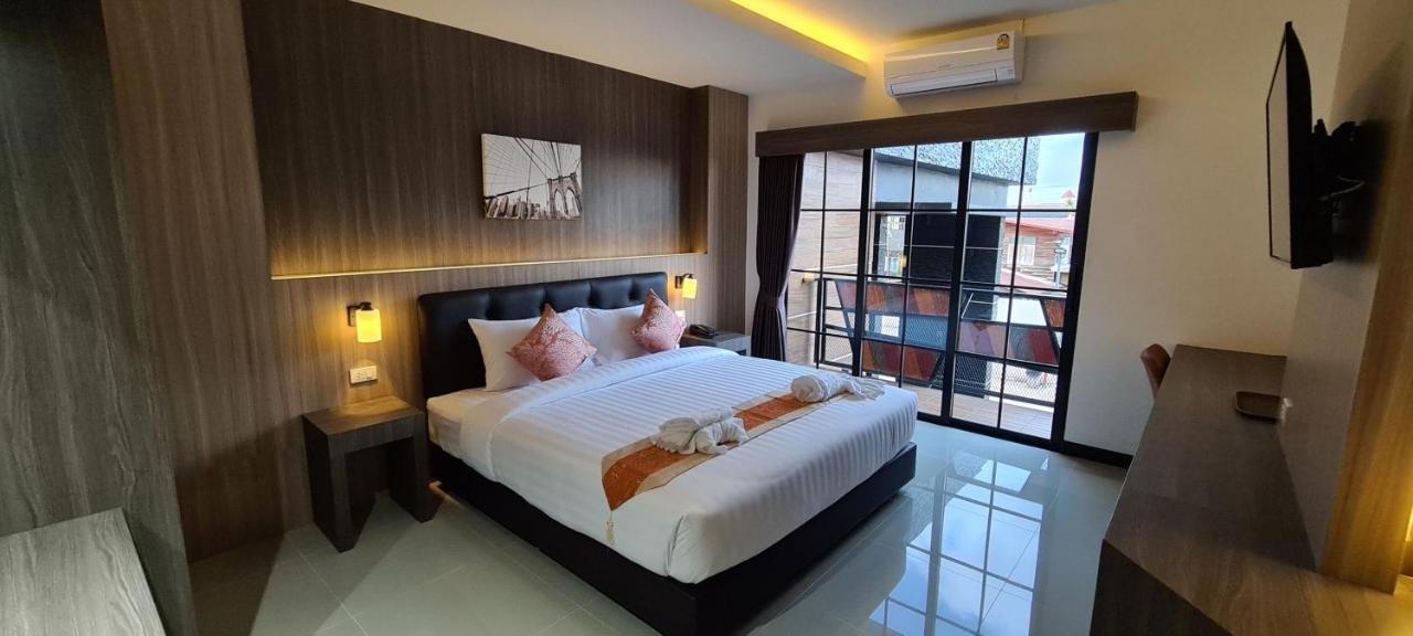סקון נקהון The Room Boutique Hotel מראה חיצוני תמונה