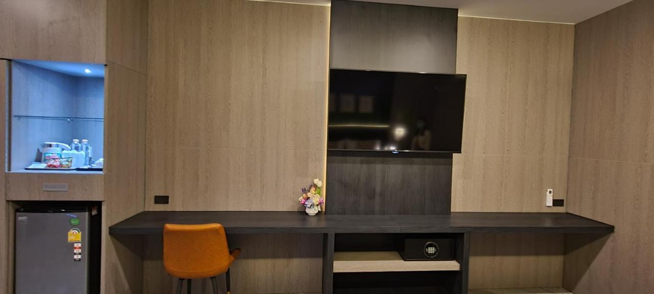 סקון נקהון The Room Boutique Hotel מראה חיצוני תמונה