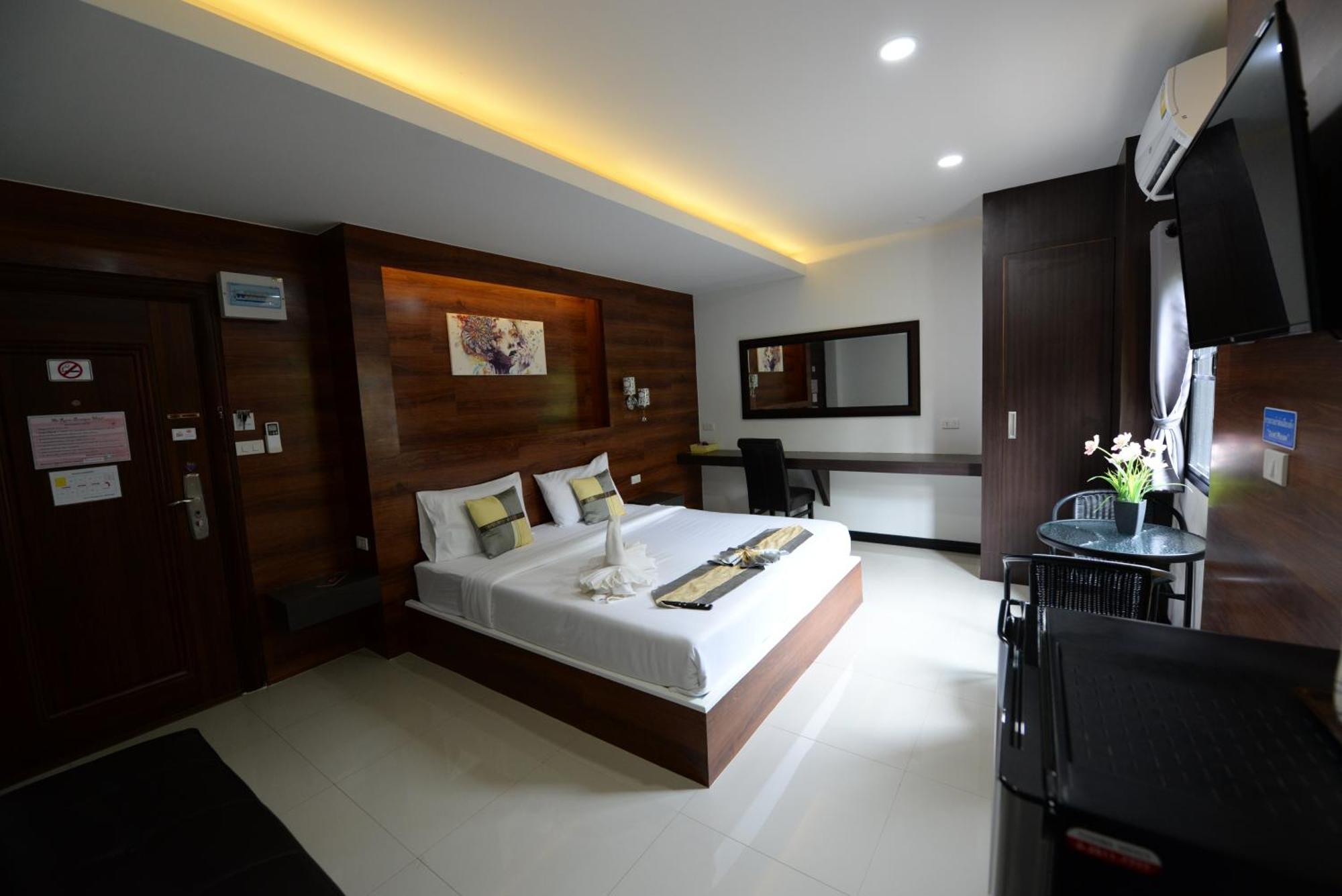 סקון נקהון The Room Boutique Hotel מראה חיצוני תמונה